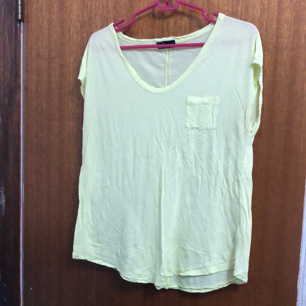 Striped gap tshirt